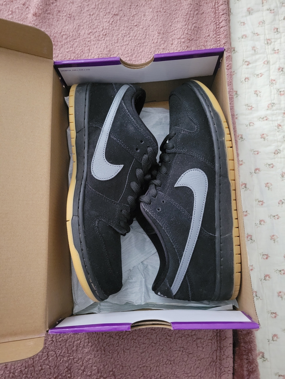 Nike SB Dunk Low Pro Fog, Black & Grey with Gum Outsole